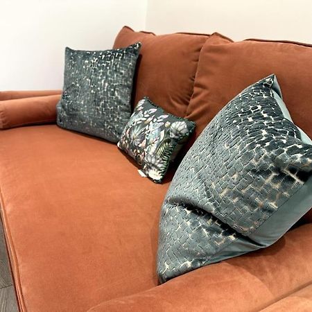 Cosy 1 Bedroom Apartment In カーディフ エクステリア 写真